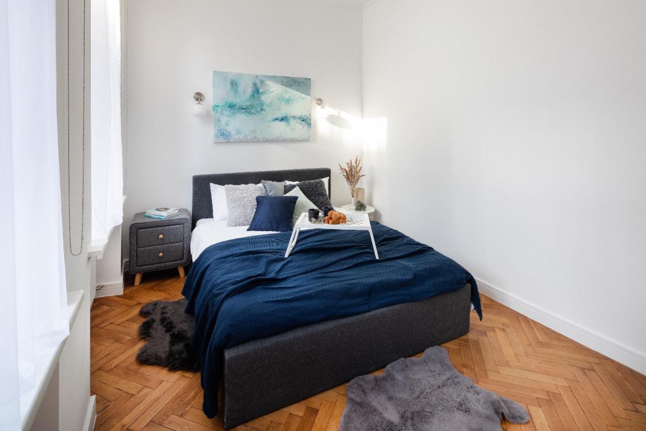 Brivibas House Design Apartments In City Center Riga Kültér fotó