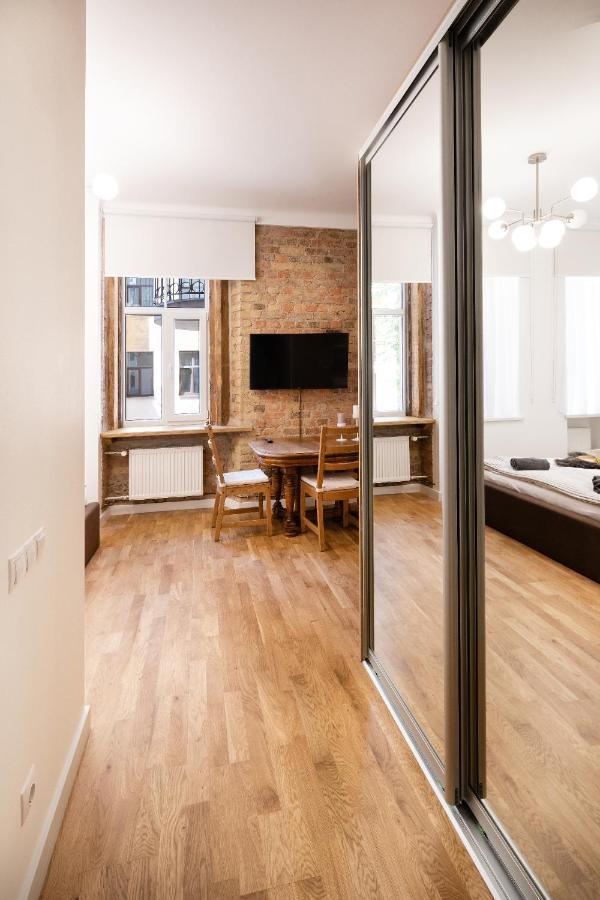 Brivibas House Design Apartments In City Center Riga Kültér fotó