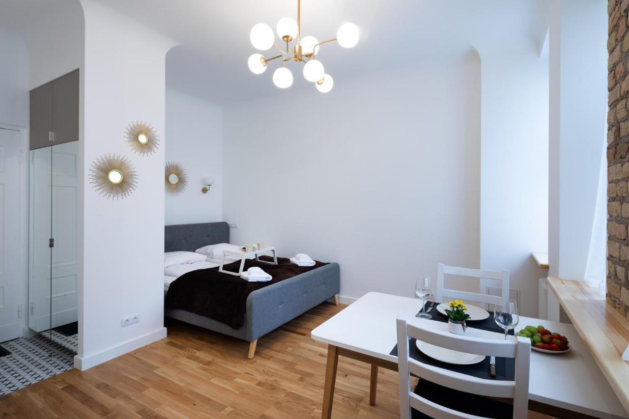 Brivibas House Design Apartments In City Center Riga Kültér fotó