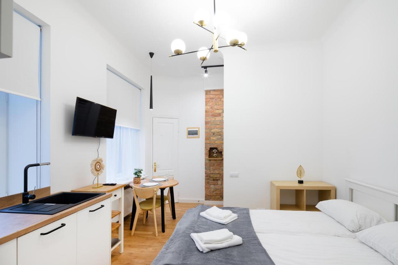 Brivibas House Design Apartments In City Center Riga Kültér fotó