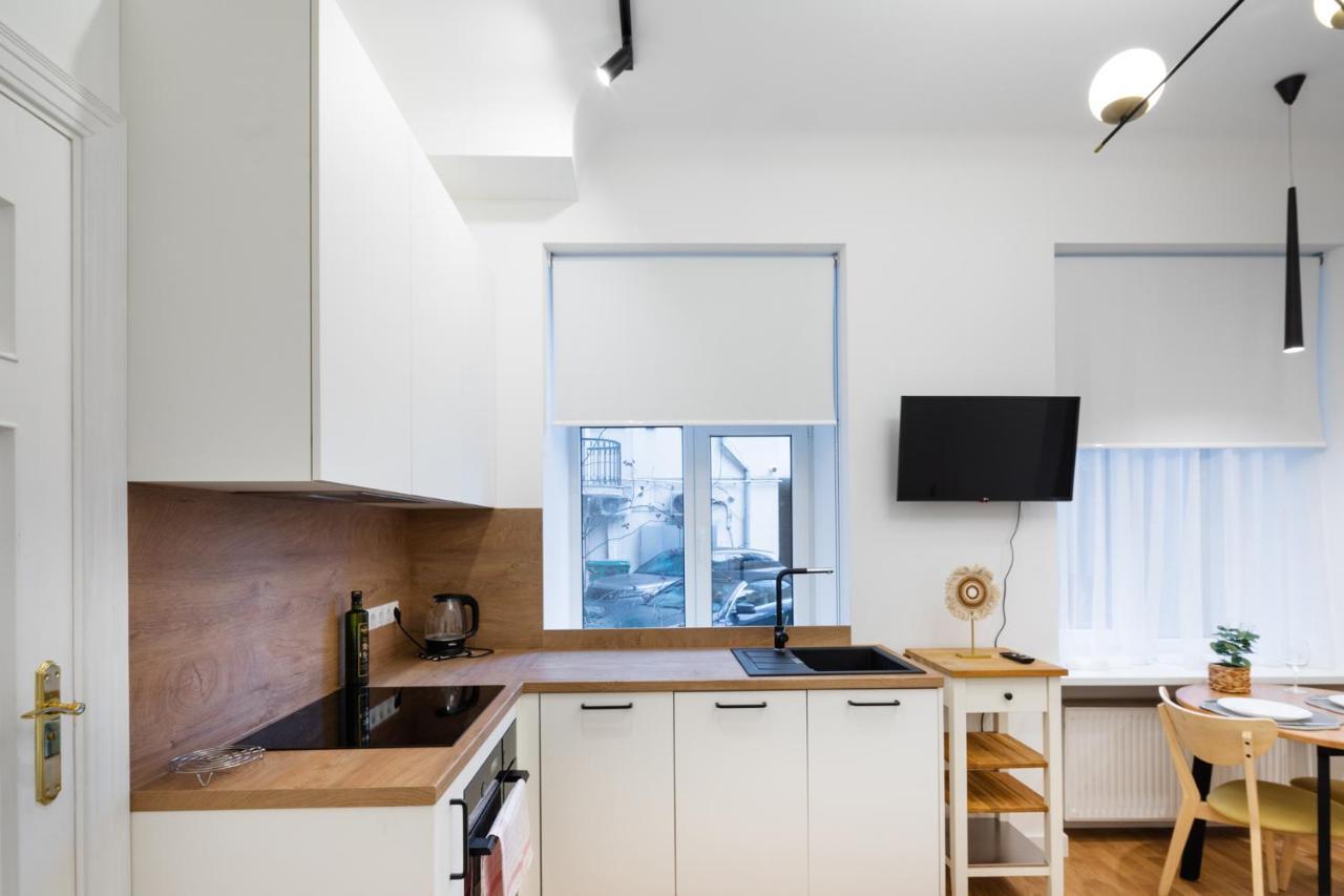 Brivibas House Design Apartments In City Center Riga Kültér fotó